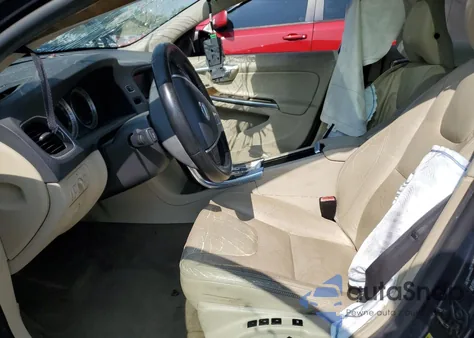 2012 Volvo S60 T5 из США, поврежденный, VIN YV1622FS8C2104991